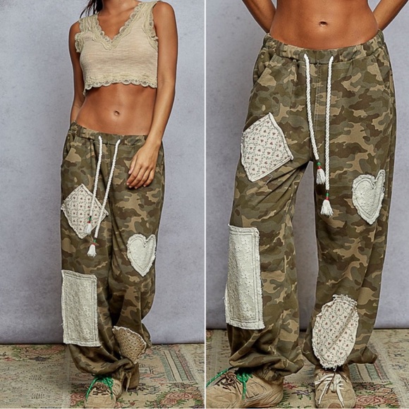 POL Camo Print Heart Patchwork Stretchy Women's Joggers